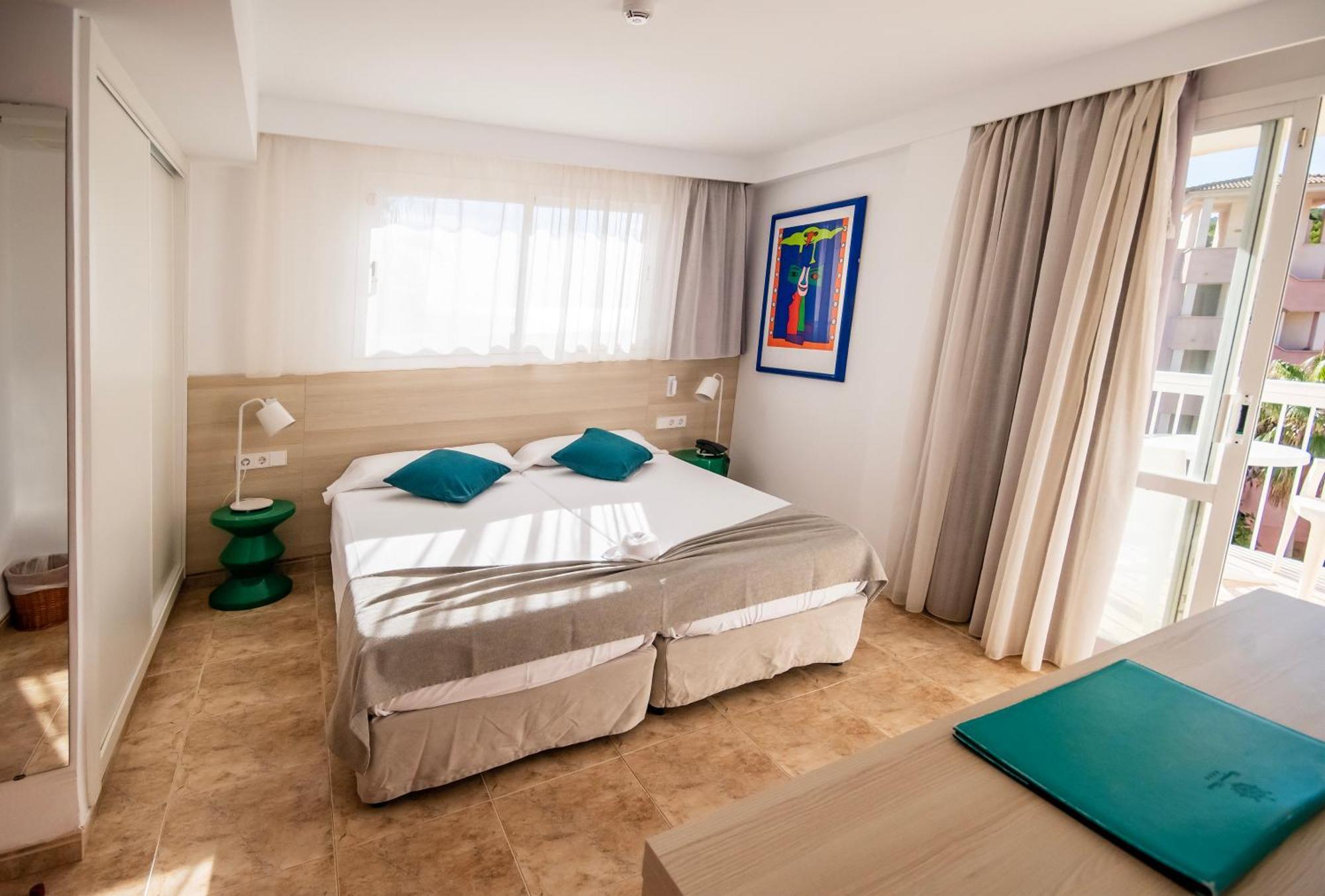Superior Double Room,1537290379:JPEG