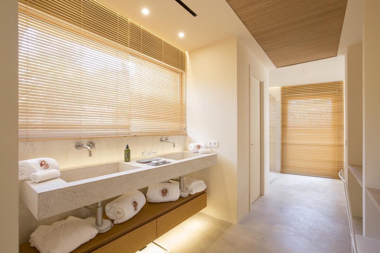 Suite Private Pool,536171889:JPEG